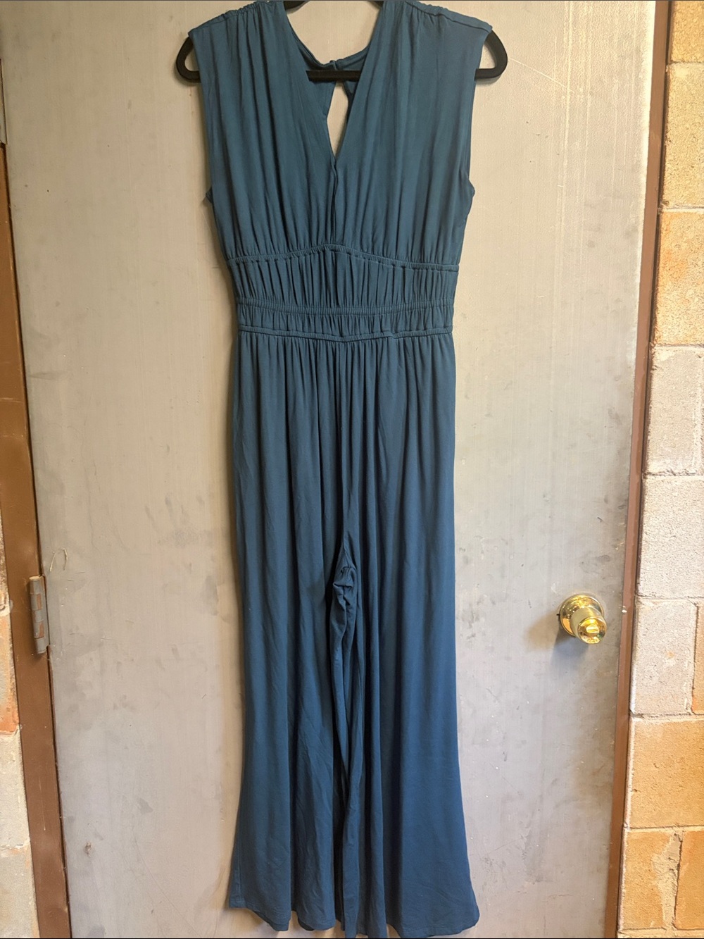 Old Navy Teal Sleeveless Jumpsuit with pockets